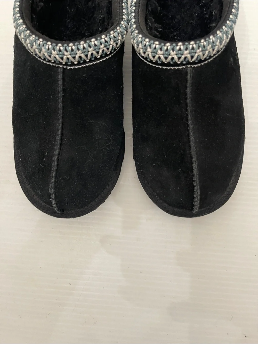 UGG WINTER TASMAN SLIPPERS KIDS SIZE 1 (3-8 Yrs)